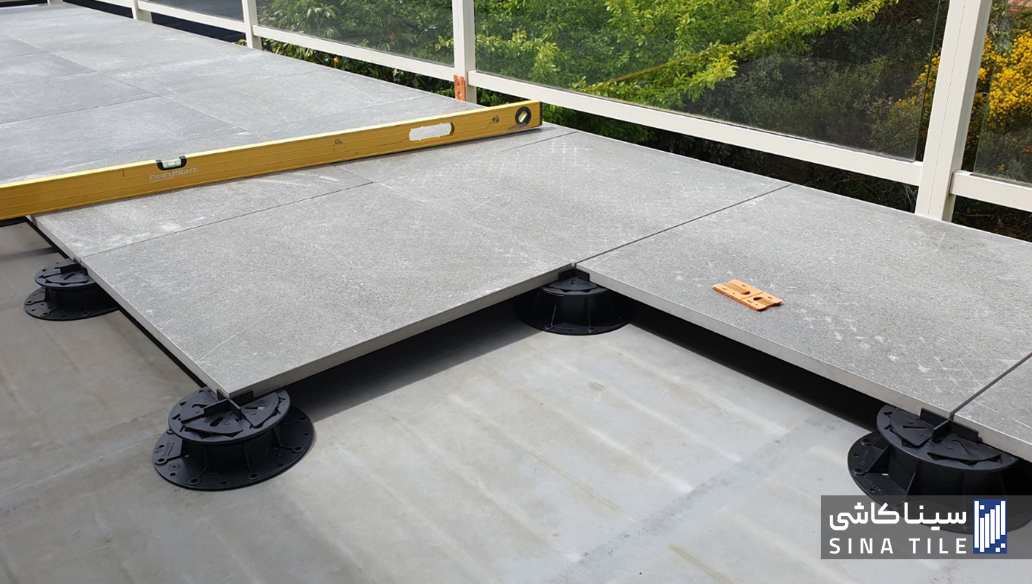 نصب کاشی پرسلان به روش خشک 